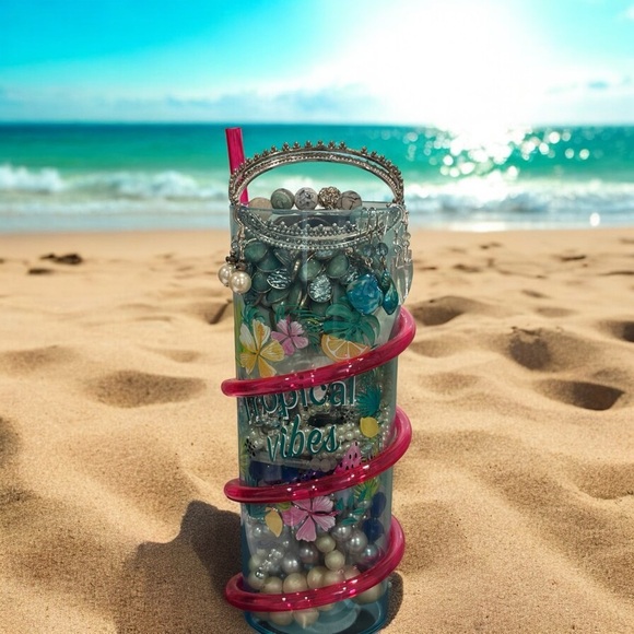 🧜‍♀️ Mermaid Vibes Jewelry Jar – Tropical Beach Treasure Aesthetic 🐚 - Picture 1 of 7